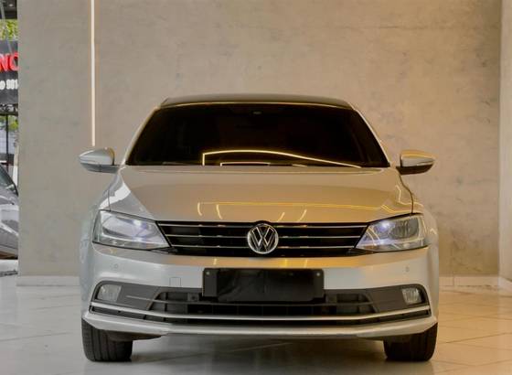 VOLKSWAGEN JETTA 2.0 TSI HIGHLINE 211CV GASOLINA 4P TIPTRONIC